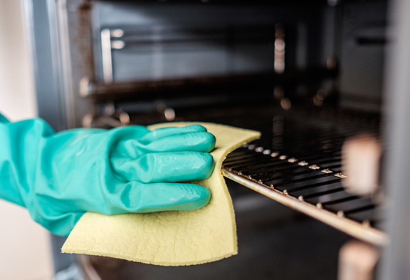 Oven Cleaning in Essex